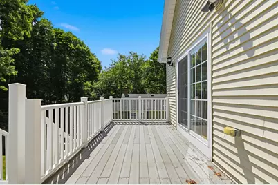 26 Calumet St, Peabody, MA 01960 - Photo 11