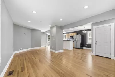 26 Calumet St, Peabody, MA 01960 - Photo 25