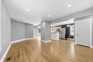 26 Calumet St, Peabody, MA 01960 - Photo 25