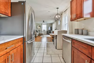 17 Robinson St, Fitchburg, MA 01420 - Photo 17
