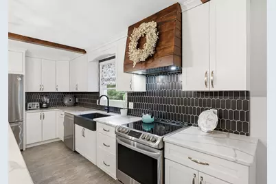 880 Wood St, Swansea, MA 02777 - Photo 7