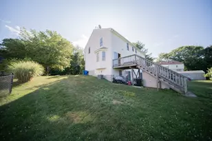 8 Conner Ct, Attleboro, MA 02703 - Photo 3