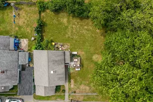 15 Sales St, Fall River, MA 02724 - Photo 5