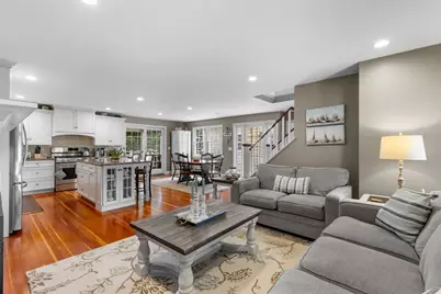 621 W Falmouth Hwy, Falmouth, MA 02540 - Photo 9