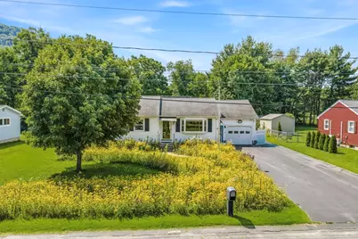 8 Richardson Cir, Easthampton, MA 01027 - Photo 7