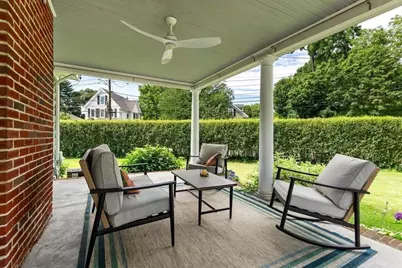 11 Beach St, Woburn, MA 01801 - Photo 37