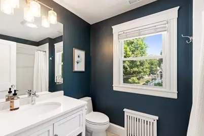 11 Beach St, Woburn, MA 01801 - Photo 29