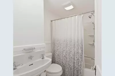 77 Holden St, Worcester, MA 01605 - Photo 19