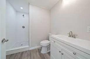305 Main St, Norfolk, MA 02056 - Photo 27