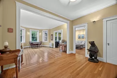 138 Sewall Ave #C, Brookline, MA 02446 - Photo 3