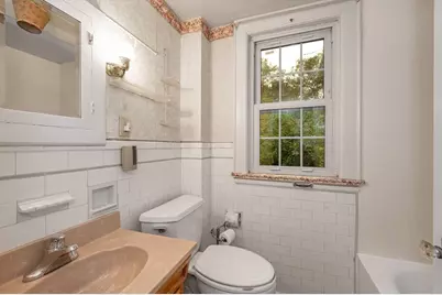 160 Forest St, Melrose, MA 02176 - Photo 21