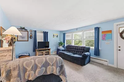 94 Causeway St, Fitchburg, MA 01420 - Photo 9