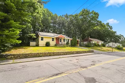 94 Causeway St, Fitchburg, MA 01420 - Photo 33