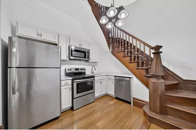 533 Locust St #8, Fall River, MA 02720 - Photo 11