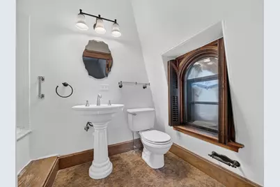 533 Locust St #8, Fall River, MA 02720 - Photo 13