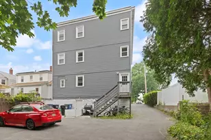 16 Cloutman St, Salem, MA 01970 - Photo 31