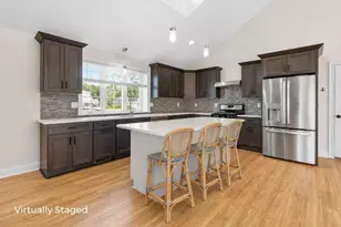 7 Maxwell Ln, Sandwich, MA 02563 - Photo 5