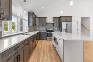 7 Maxwell Ln, Sandwich, MA 02563 - Photo 9
