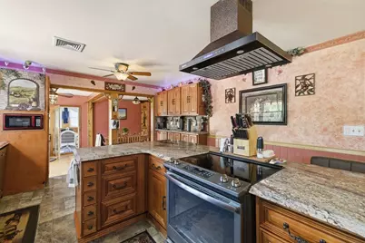 284 N Woodstock Rd, Southbridge, MA 01550 - Photo 9