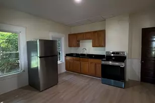26-28 Devens St, Greenfield, MA 01301 - Photo 15