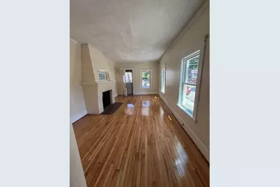26-28 Devens St, Greenfield, MA 01301 - Photo 11