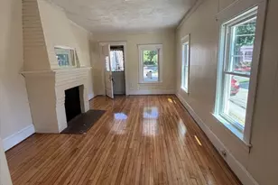 26-28 Devens St, Greenfield, MA 01301 - Photo 11