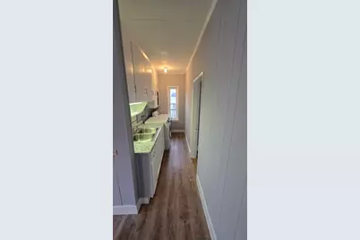 11 Shamrock St, Worcester, MA 01605 - Photo 11