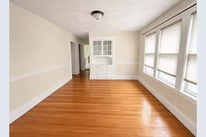 32 Century St #1, Medford, MA 02155 - Photo 5