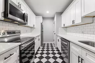 10 Weston Ave, Quincy, MA 02170 - Photo 11