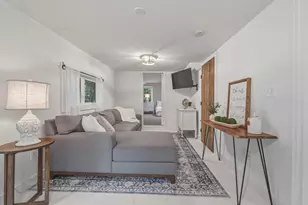 44 Oak Ave, Lunenburg, MA 01462 - Photo 3