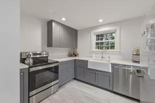 44 Oak Ave, Lunenburg, MA 01462 - Photo 9