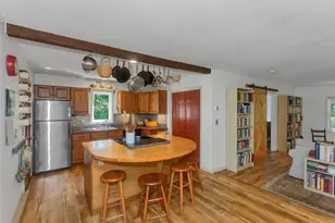 70 Old Sunderland Rd, Montague, MA 01351 - Photo 9