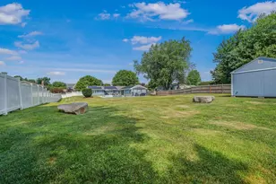 10 Topaz Ln, Dartmouth, MA 02747 - Photo 31