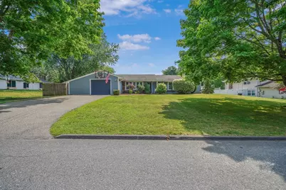 10 Topaz Ln, Dartmouth, MA 02747 - Photo 1