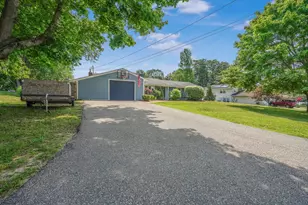 10 Topaz Ln, Dartmouth, MA 02747 - Photo 37