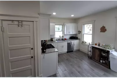 15 Broadway #1, Newton, MA 02460 - Photo 7
