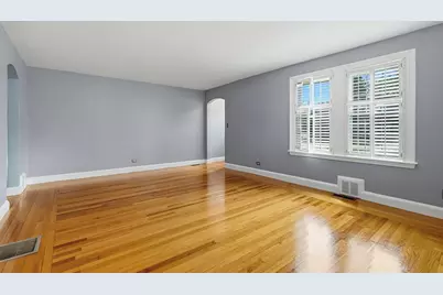 284 Village St, Medway, MA 02053 - Photo 15