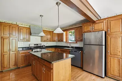 284 Village St, Medway, MA 02053 - Photo 21