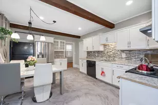 23 11th St, Lowell, MA 01850 - Photo 3
