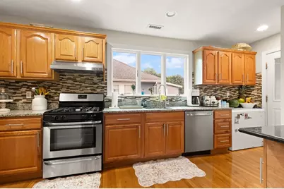 60 Durso Ave, Malden, MA 02148 - Photo 23