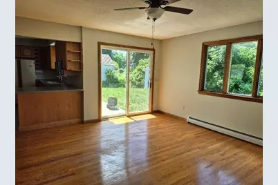 39 Higher St, Ludlow, MA 01056 - Photo 11