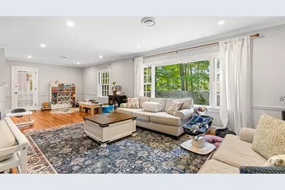 355 Pearse Rd, Swansea, MA 02777 - Photo 5