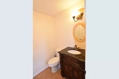 C4 Scotty Hollow Dr #C4, Chelmsford, MA 01863 - Photo 9