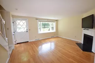 C4 Scotty Hollow Dr, Chelmsford, MA 01863 - Photo 7