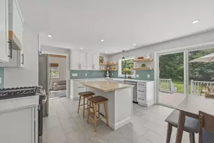 148 Lost Lake Dr, Groton, MA 01450 - Photo 5