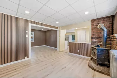 11 Brook St, Marlborough, MA 01752 - Photo 13