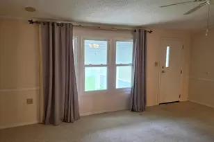 10 Clayton Dr, West Springfield, MA 01089 - Photo 11