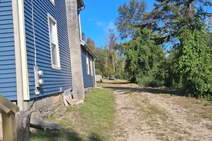 48 Curtis, Hinsdale, MA 01235 - Photo 3
