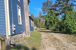 48 Curtis, Hinsdale, MA 01235 - Photo 3