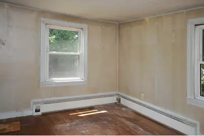 28 Pleasant St, Hanson, MA 02341 - Photo 7